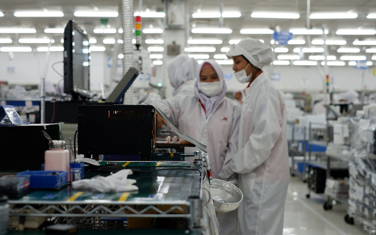 Phòng sạch trong sản xuất chip bán dẫn: Tiêu chuẩn, thiết kế và vận hành