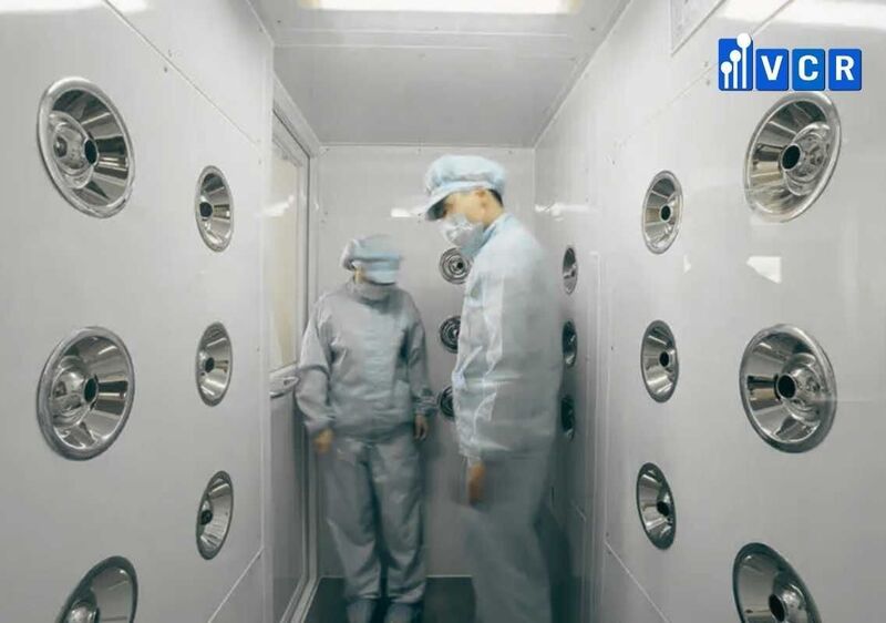 Air shower và vai trò giảm nhiễm bẩn đầu vào cho phòng sạch điện tử hiện đại