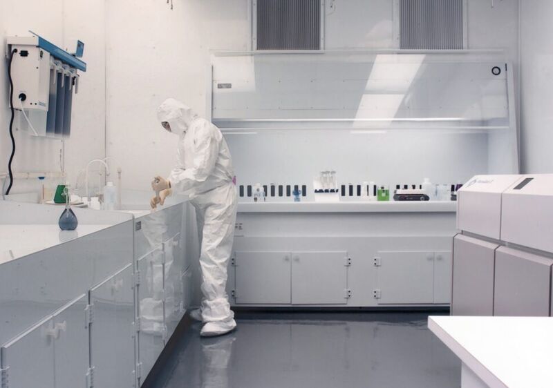 Tủ lưu trữ hóa chất an toàn trong phòng sạch điện tử