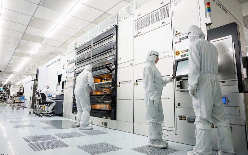 Quy trình vận hành chuẩn trong phòng sạch điện tử