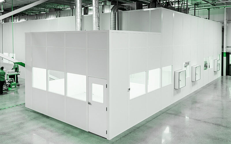 Vật liệu xây dựng phòng sạch điện tử: Panel, cửa, sàn lựa chọn nào tối ưu?