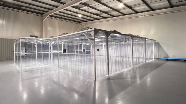 Phòng sạch Softwall chính là giải pháp phòng sạch tối ưu chi phí cho nhà máy điện tử tương lai