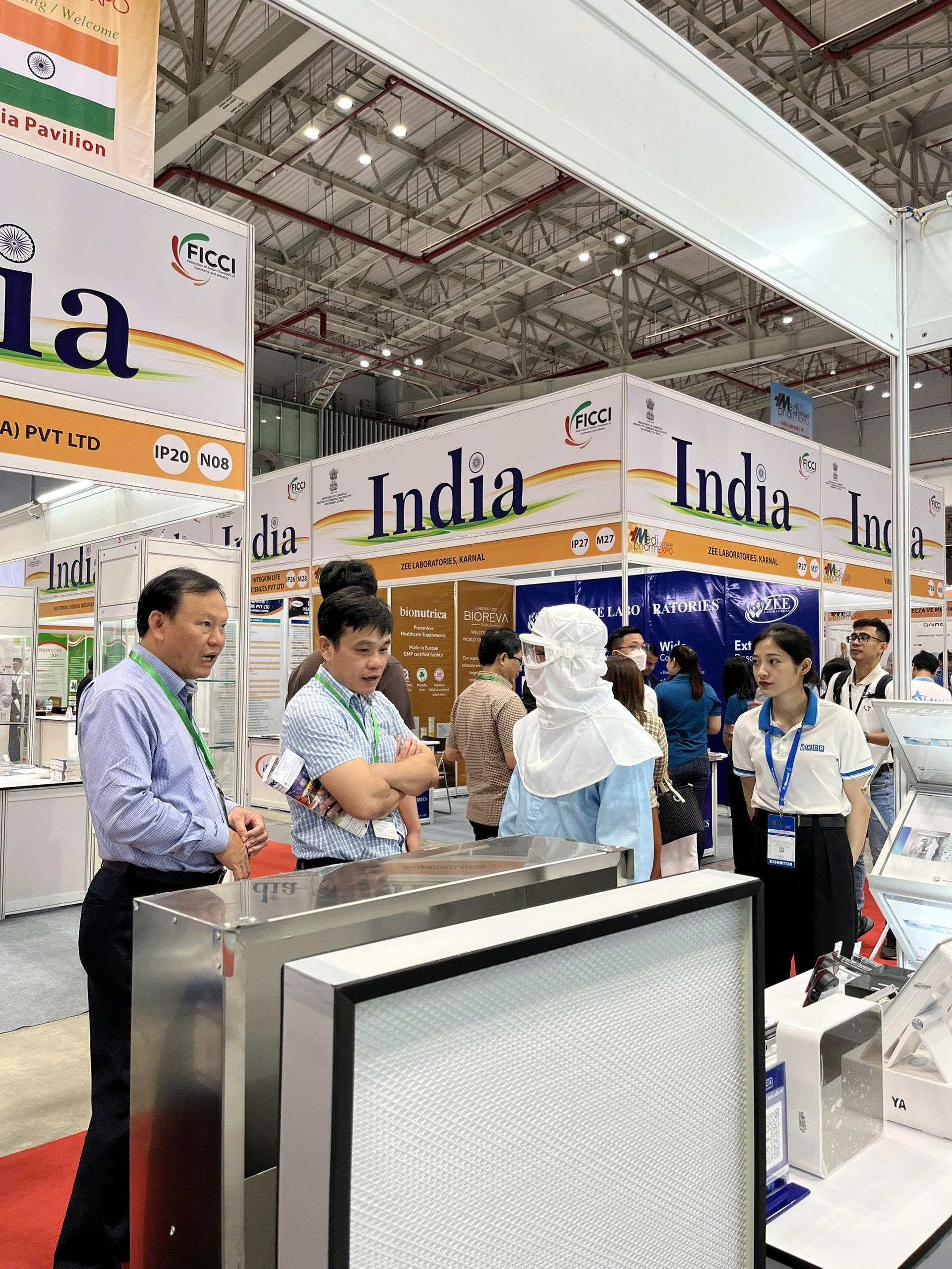 trang phục phòng sạch