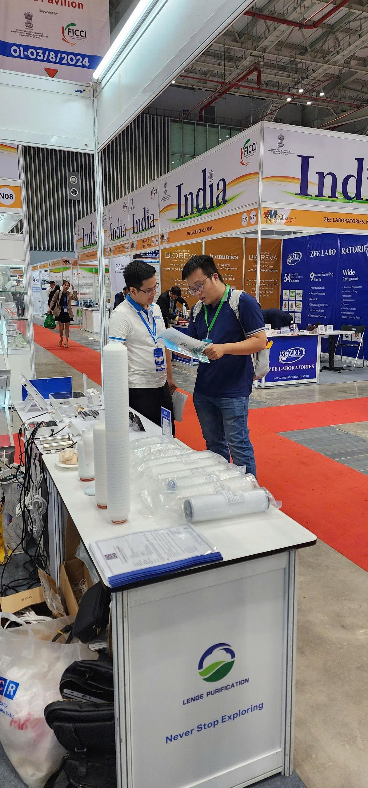 thiết bị phòng sạch